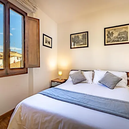 Yid Vellutini Apartment Florence